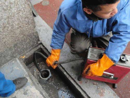 多宝镇疏通下水道