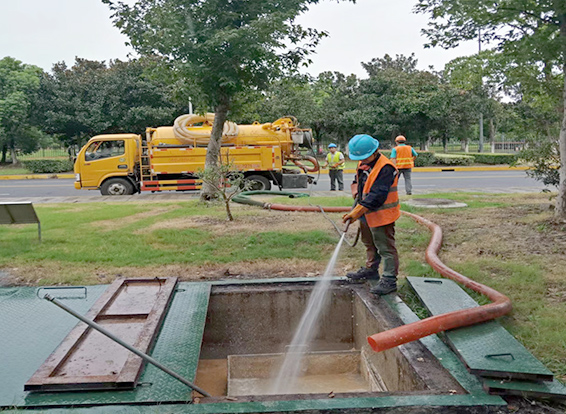多宝镇化油池清理